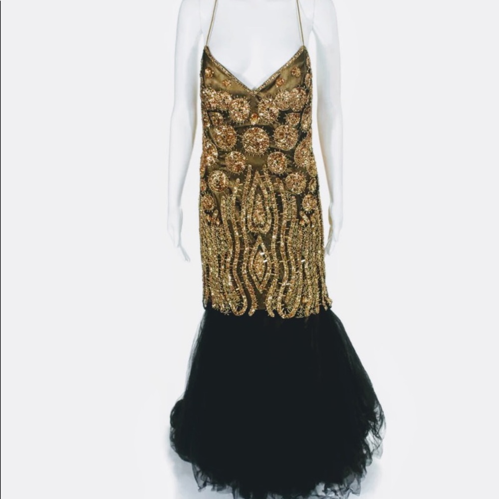 🔷🔸BEAUTIFUL🔷🔸DESIGNER GOWN🔷🔸